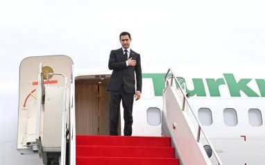 Президент Туркменистана вернулся в Ашхабад, завершив рабочий визит в Китай