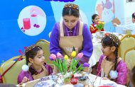 Çagalar baýramy: Kids Expo sergisi ýaş myhmanlara gapylaryny açdy