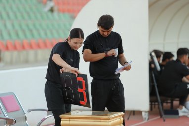 Кристина Берсенёва станет первой женщиной-судьей в истории туркменского футбола