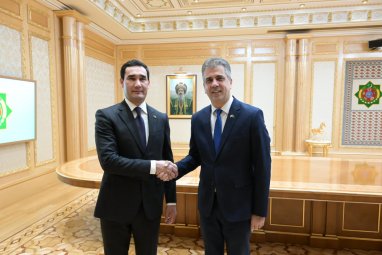 Serdar Berdimuhamedov received the Minister of Foreign Affairs of Israel