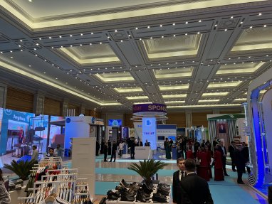 Aşgabatda «Halkara söwda we hyzmatlar» sergi-ýarmarkasy öz işine başlady