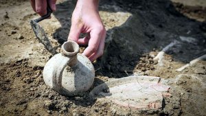 Yakın zamanda Türkmenistan'ın kuzeyinde antik çigir testisinin parçaları bulundu