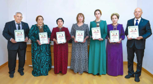 Газета «Нейтральный Туркменистан» наградила победителей конкурса