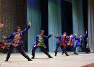 Российский ансамбль танца «Урал» выступил в Ашхабаде