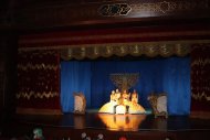 Fotoreportaž: Aşgabatda Brýan teatry «Balykçy we balyjak barada erteki» atly sahna oýnuny görkezdi