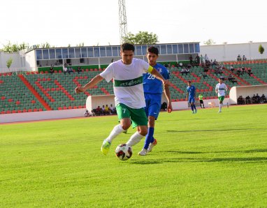 «Arkadag» futbol topary Türkmenistanyň kubogynyň ýarym finalyna çykdy
