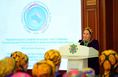 В Ашхабаде состоялось XXIII конференция Всемирной ассоциации ценителей туркменского ковра