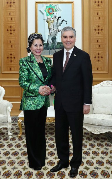 Глава Халк Маслахаты: Туркменистан готов развивать сотрудничество с Федерацией конного спорта России