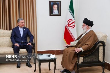 Гурбангулы Бердымухамедов провёл встречу с Верховным духовным лидером Ирана