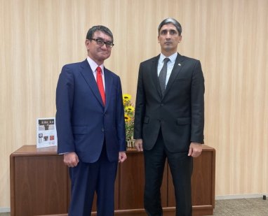 Туркменистан и Япония обсудили перспективные направления цифрового сотрудничества