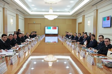 Turkmenistan and Türkiye discussed the possibility of supplying Turkmen gas through Iran