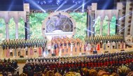 Фоторепортаж: В Ашхабаде состоялся праздничный концерт в честь 26-летия независимости Туркменистана
