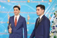 Фоторепортаж: Азат Донмезов – победитель конкурса молодых эстрадных исполнителей «Звезда года-2019»