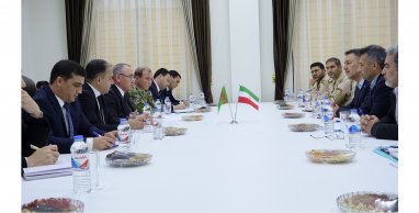 Turkmenistan and Iran discussed simplification of road freight transportation