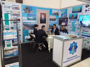 The potential of the Turkmen seaport is presented at the TransLogistica Uzbekistan 2023 exhibition