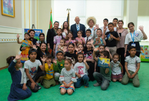 В Дашогузе прошла туркмено-американская книжная ярмарка