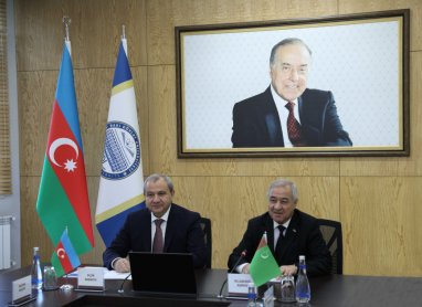 Руководитель АН Туркменистана обсудил сотрудничество с Бакинским государственным университетом