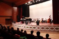 Фоторепортаж: Концерт «Эффект Моцарта» в Ашхабаде