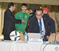 Türkmenistanyň we Omanyň ýygyndylarynyň preskonferensiýasyndan fotoreportaž
