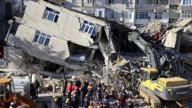 Гурбангулы Бердымухамедов направил соболезнования Эрдогану и Асаду в связи с мощным землетрясением