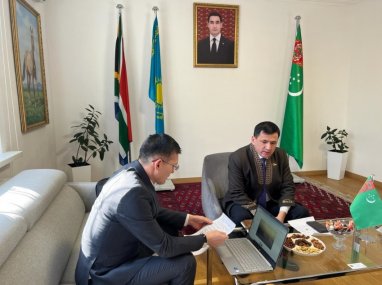 Туркменистан и Казахстан намерены развивать сотрудничество в сфере конного спорта