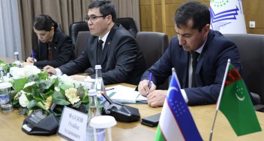 Туркменистан и Узбекистан обсудили празднование 300-летия Махтумкули Фраги