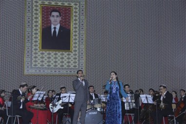 Aşgabatda Daňatar Hydyrowyň eserlerinden düzülen konsert geçirildi