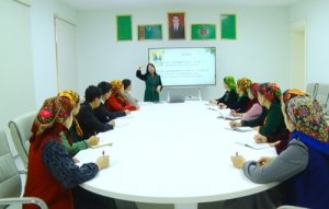 Seminars on modern methods of teaching Chinese language held in Turkmenistan