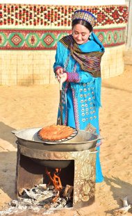 Fotoreportaž: Türkmenistanda Gurban baýramy giňden belleniýär