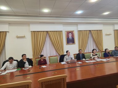 A round table on improving the System of National Accounts was held in Ashgabat
