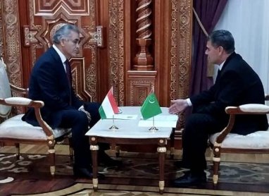 Turkmenistan and Tajikistan exchanged views on the development of cooperation in the field of communications