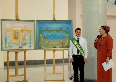 В академии художеств Туркменистана началась защита дипломных работ
