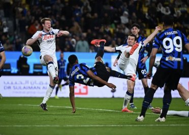 İtalya Süper Kupası yarı finalinde Inter, Atalanta'yı 2-0 yenerek finale yükseldi