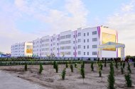 Фоторепортаж с церемонии открытия нового жилого комплекса в Дашогузе