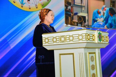 Благотворительному фонду им. Гурбангулы Бердымухамедова в Туркменистане исполнилось три года
