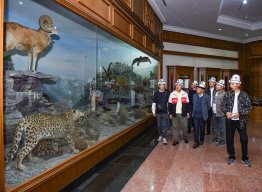 The TURKSOY delegation visited the State Museum of Turkmenistan