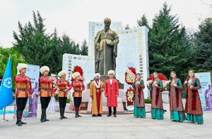 Türkmen şairi Mağtımgulı Pırağı'nın 300. yıldönümü dolayısıyla Ankara'da kültürel program başlatıldı