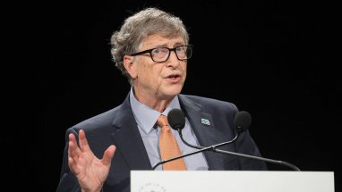 Билл Гейтс рекомендует: пять книг для летнего чтения 2025 года
