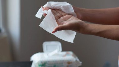 British government plan to ban the use of wet wipes