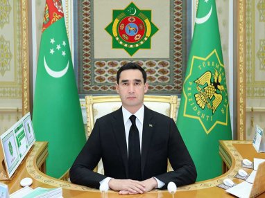 Президент Туркменистана поздравил с национальным праздником главу Болгарии