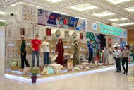 Фоторепортаж с выставки в честь 30-летия независимости Туркменистана