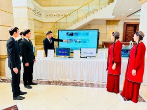 Молодые туркменские ученые представили разработки на выставке инноваций в Ашхабаде