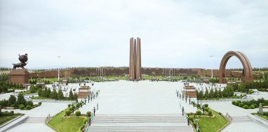 Turkmenistan commemorates who died in the Great Patriotic War