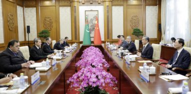 Глава МИД Китая приветствовал участие Туркменистана в третьем форуме «Один пояс, один путь»