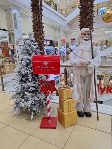 Santa Claus’s Magic Mail Opens in Berkarar Shopping Mall