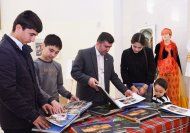 An exhibition of works by artists and artisans of Iran opened in Ashgabat