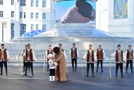 Фоторепортаж: В Ашхабаде открылся монумент «Туркменский алабай»