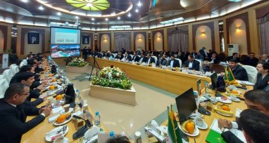 Руководители двух регионов Туркменистана и Ирана обсудили расширение сотрудничества