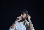Фоторепортаж с концерта Jony в Ашхабаде