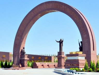 В Ашхабаде появится символ благодарности туркменскому народу от жителей блокадного Ленинграда